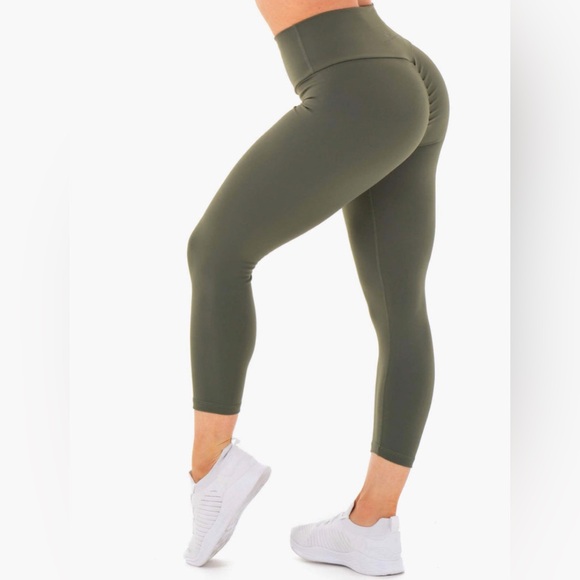 Ryderwear motion 7/8 scrunch bum leggings medium - Picture 1 of 12